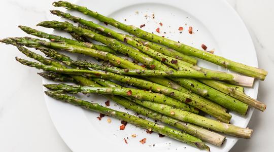 OVEN ROASTED ASPARAGUS WITH WHITE TRUFFLE OIL