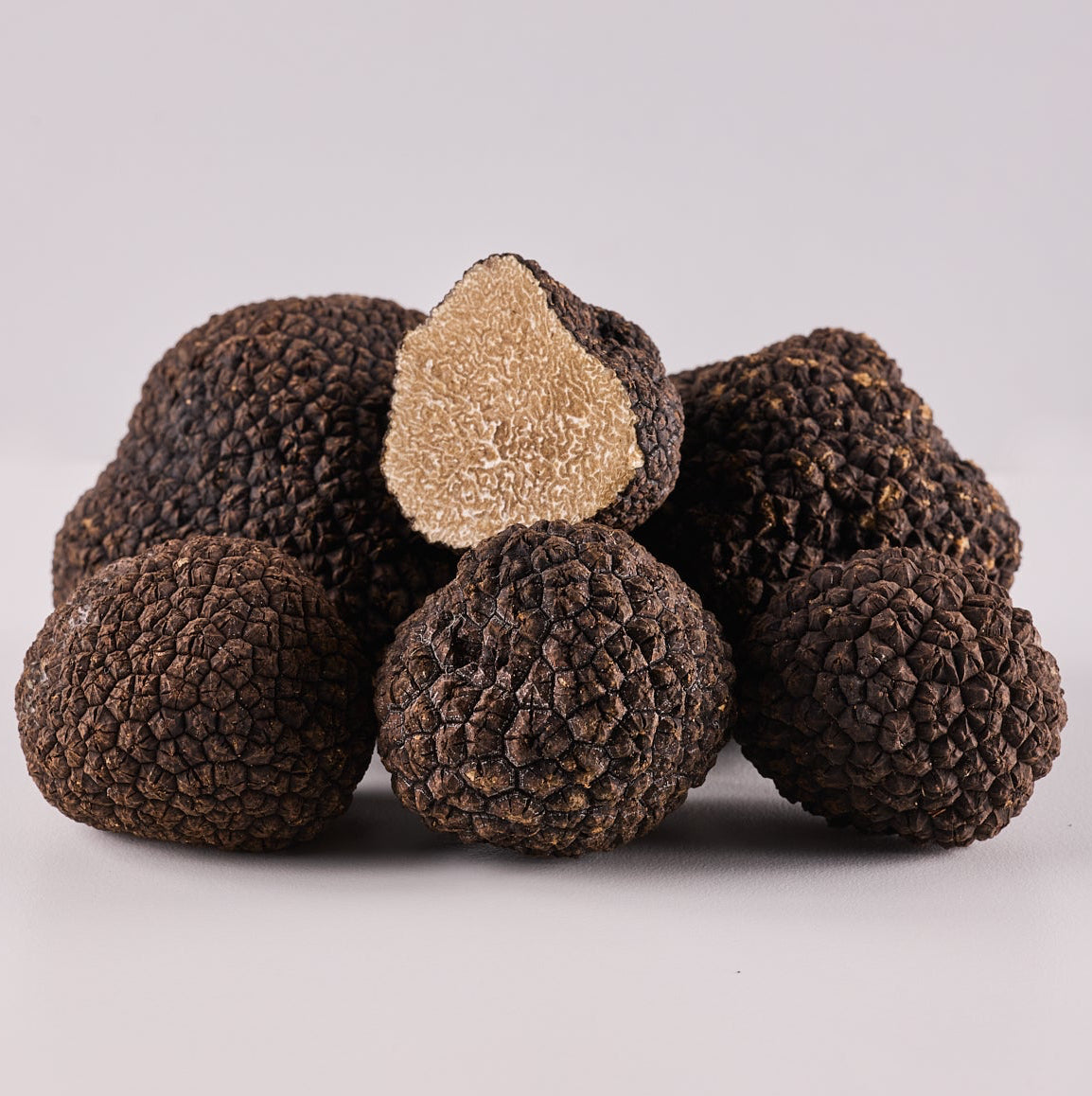 8oz fresh burgundy truffle